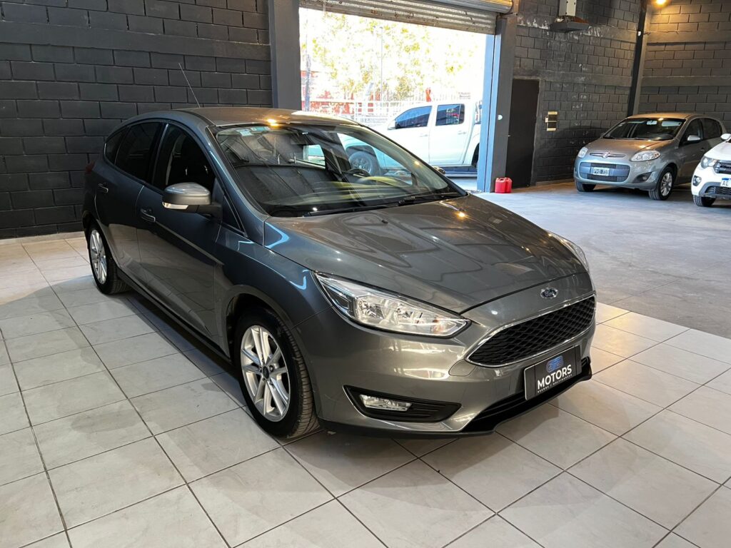 FORD FOCUS 1.6 S 2016