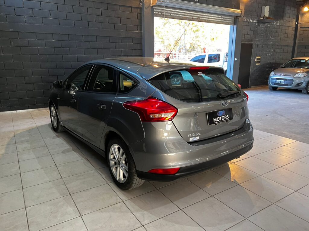 FORD FOCUS 1.6 S 2016