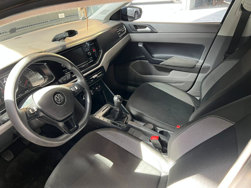 VOLKSWAGEN POLO 1.6 CONFORTLINE 2018