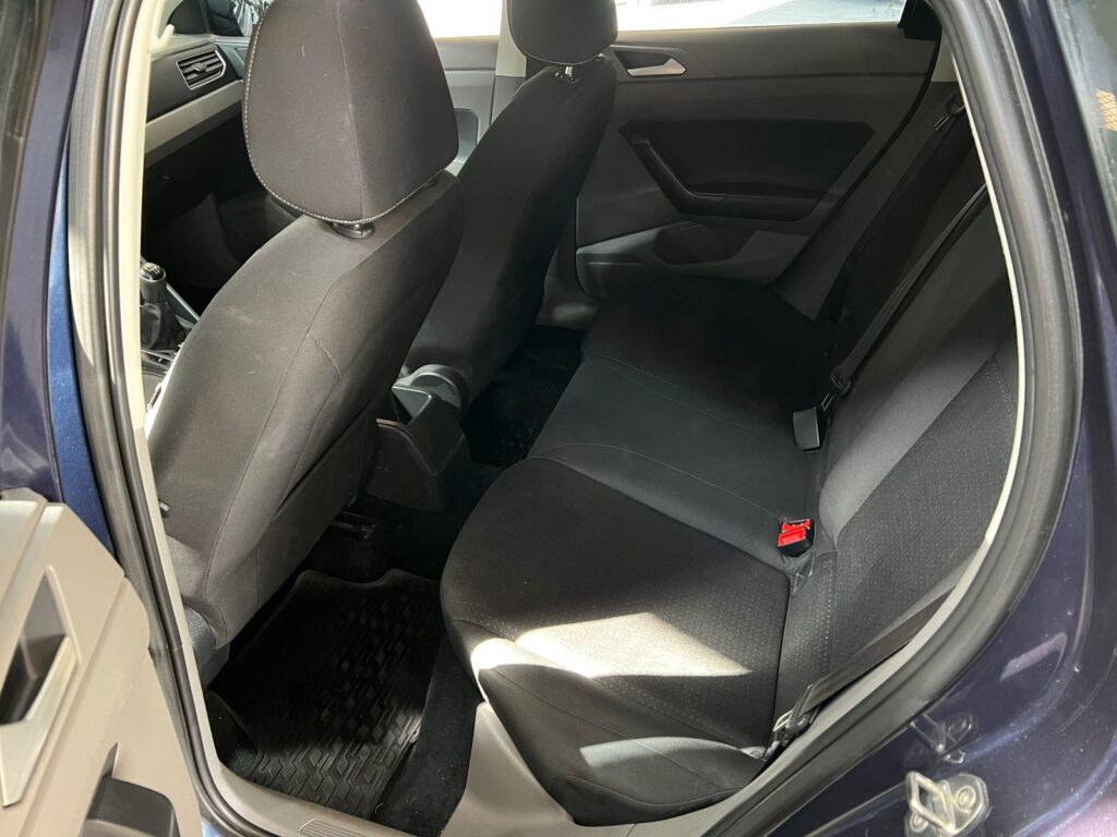 VOLKSWAGEN POLO 1.6 CONFORTLINE 2018