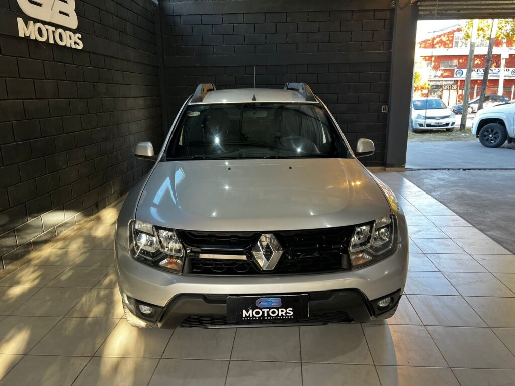 RENAULT DUSTER OROCH 1.6 DINAMIQUE C/GNC 2017