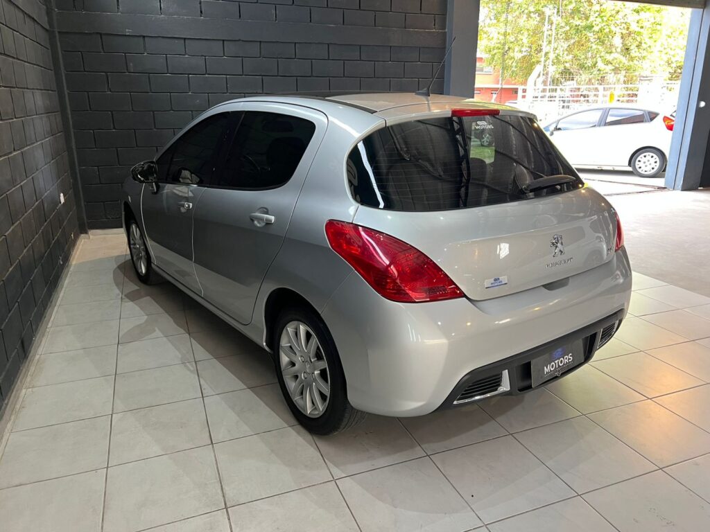PEUGEOT 308 1.6 ALLURE NAV 2015