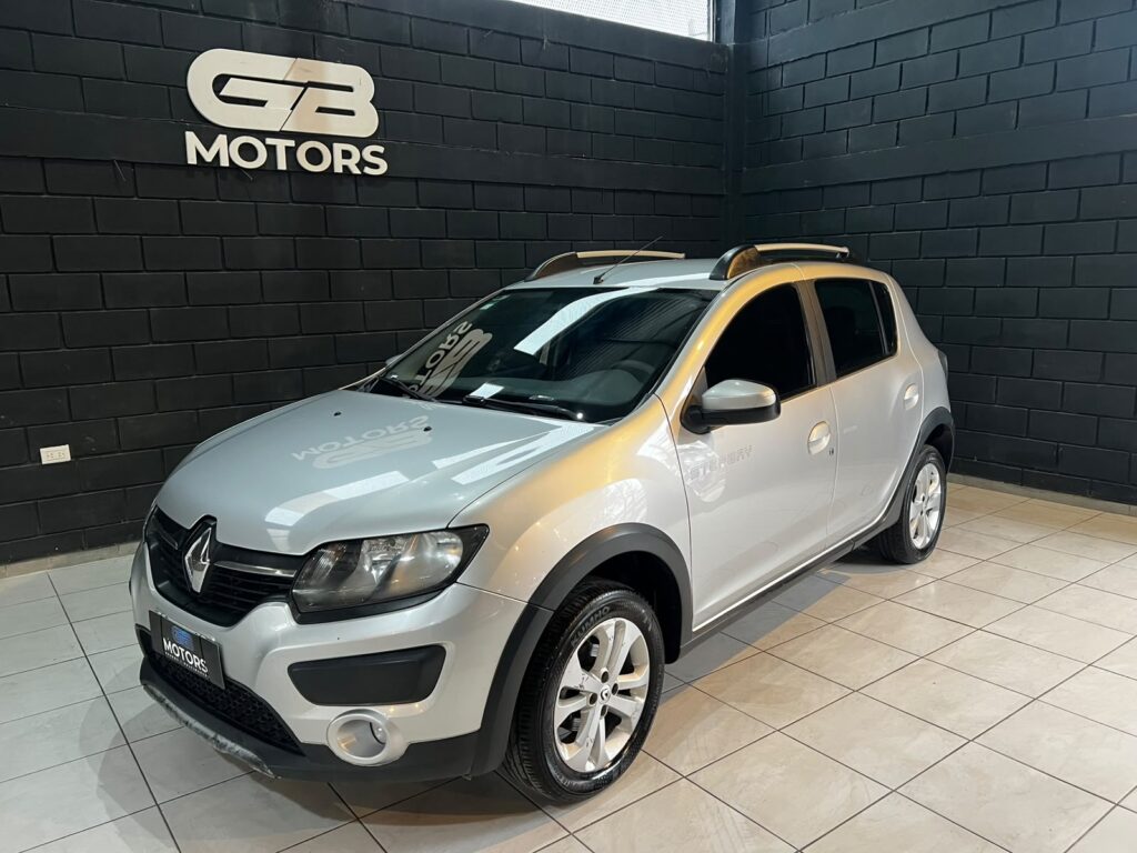 RENAULT SANDERO STEPWAY 1.6 DINAMIQUE C/GNC 2015