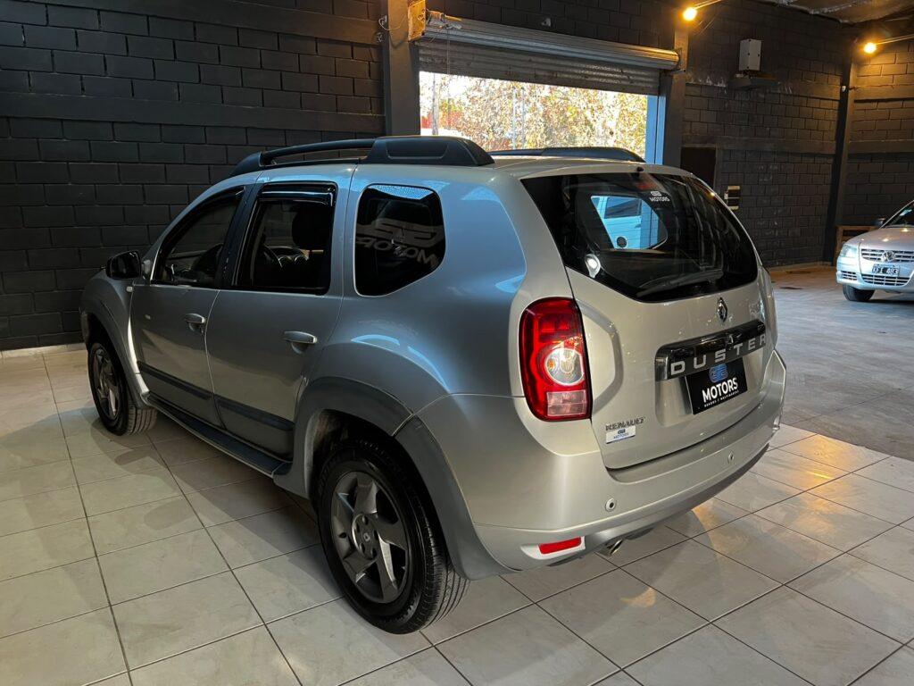 RENAULT DUSTER 2.0 TECH ROAD C/GNC 2014