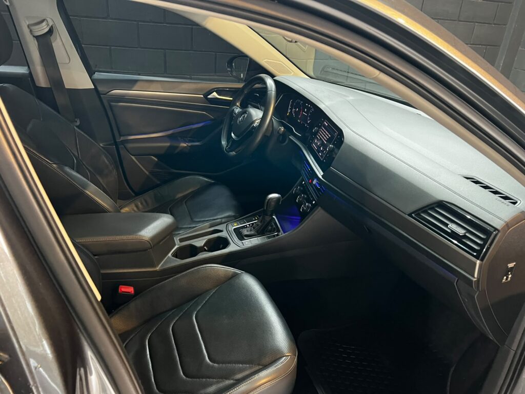 VOLKSWAGEN VENTO 1.4T HIGHLINE 2021