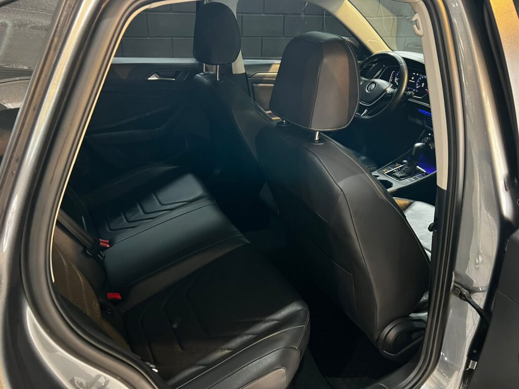 VOLKSWAGEN VENTO 1.4T HIGHLINE 2021