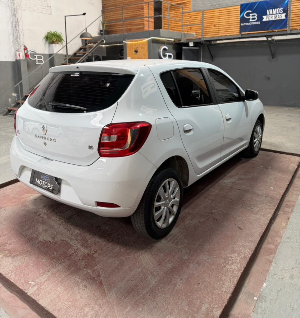RENAULT SANDERO 1.6 DINAMIQUE 2017
