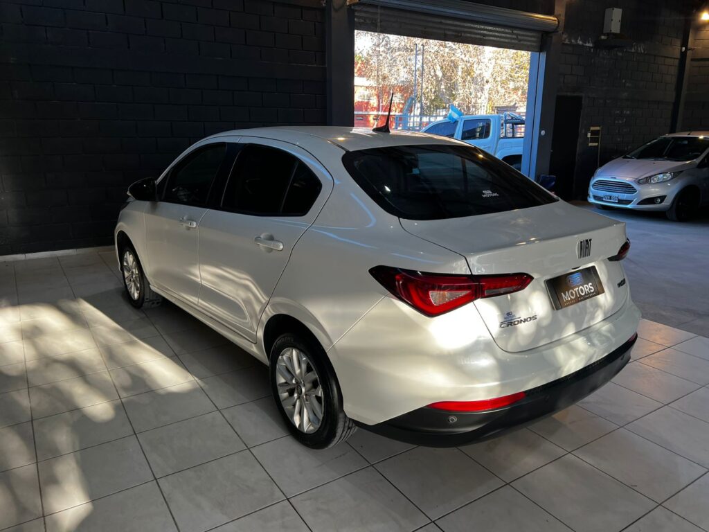FIAT CRONOS 1.3 DRIVE 2021