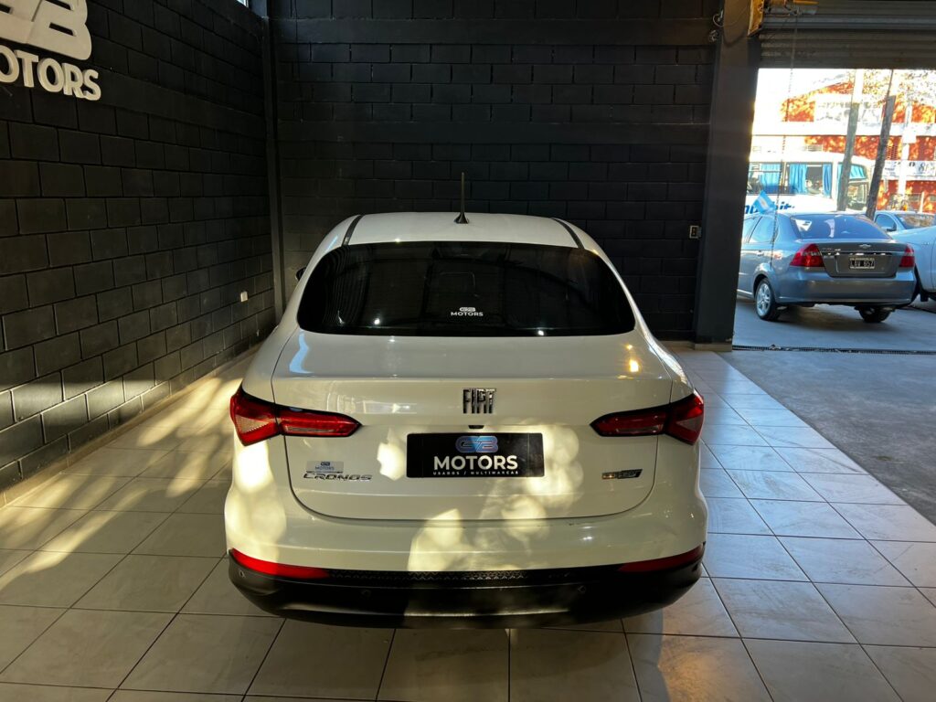 FIAT CRONOS 1.3 DRIVE 2021