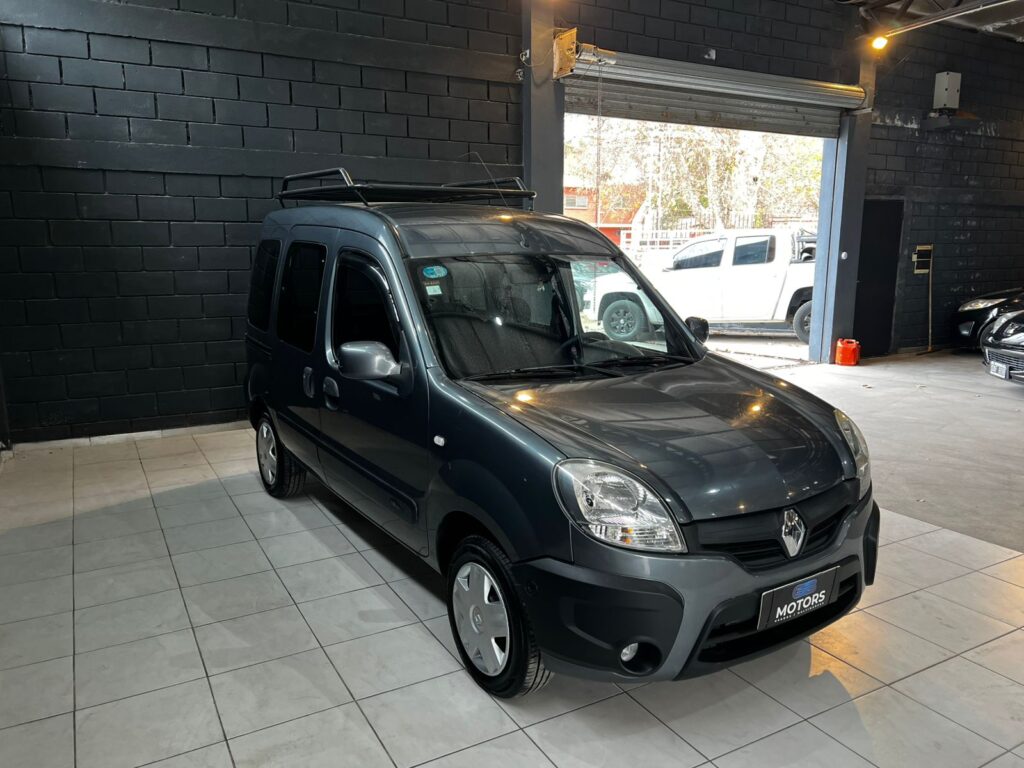 RENAULT KANGOO 1.6 AUTHENTIQUE PLUS C/GNC 2017