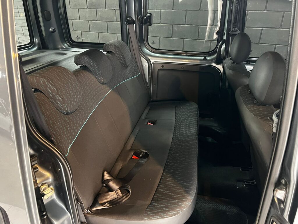 RENAULT KANGOO 1.6 AUTHENTIQUE PLUS C/GNC 2017
