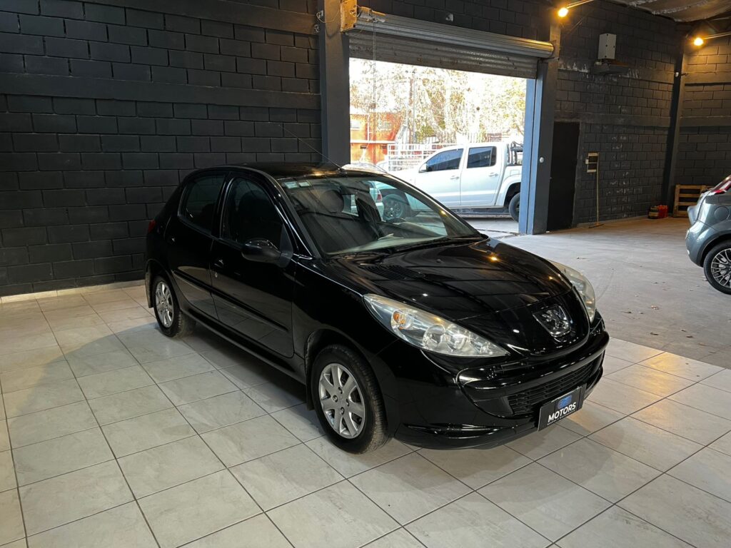PEUGEOT 207 1.4  COMPACT 2014