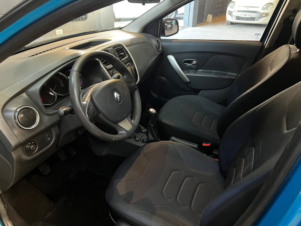 RENAULT SANDERO 1.6 PRIVILEGE C/GNC 2015