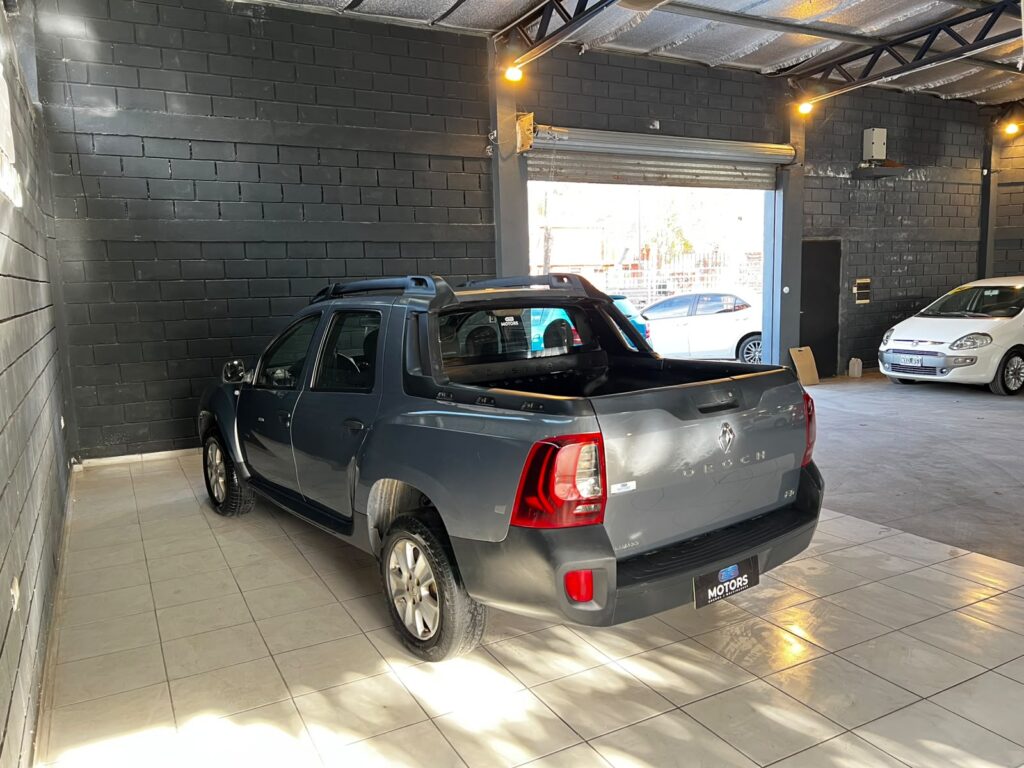 RENAULT DUSTER OROCH 2.0 DYNAMIQUE 2016
