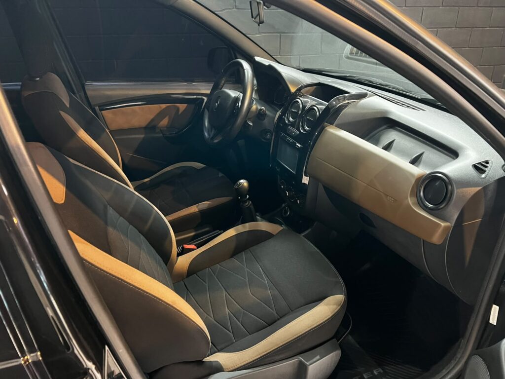 RENAULT DUSTER 2.0 PRIVILEGE 4X4 2016