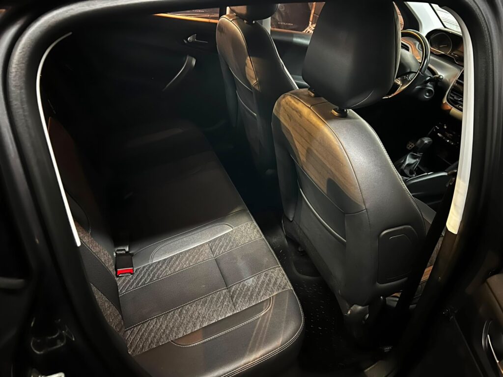 PEUGEOT 208 1.6 FELINE 2019
