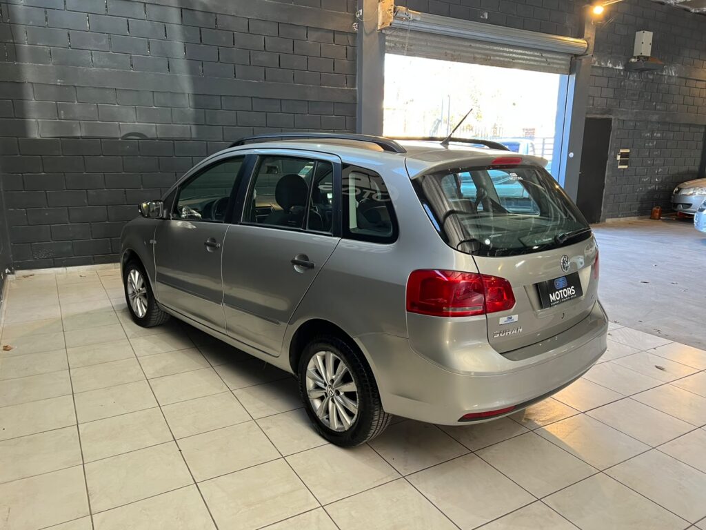 VOLKSWAGEN SURAN 1.6 HIGLINE 2012