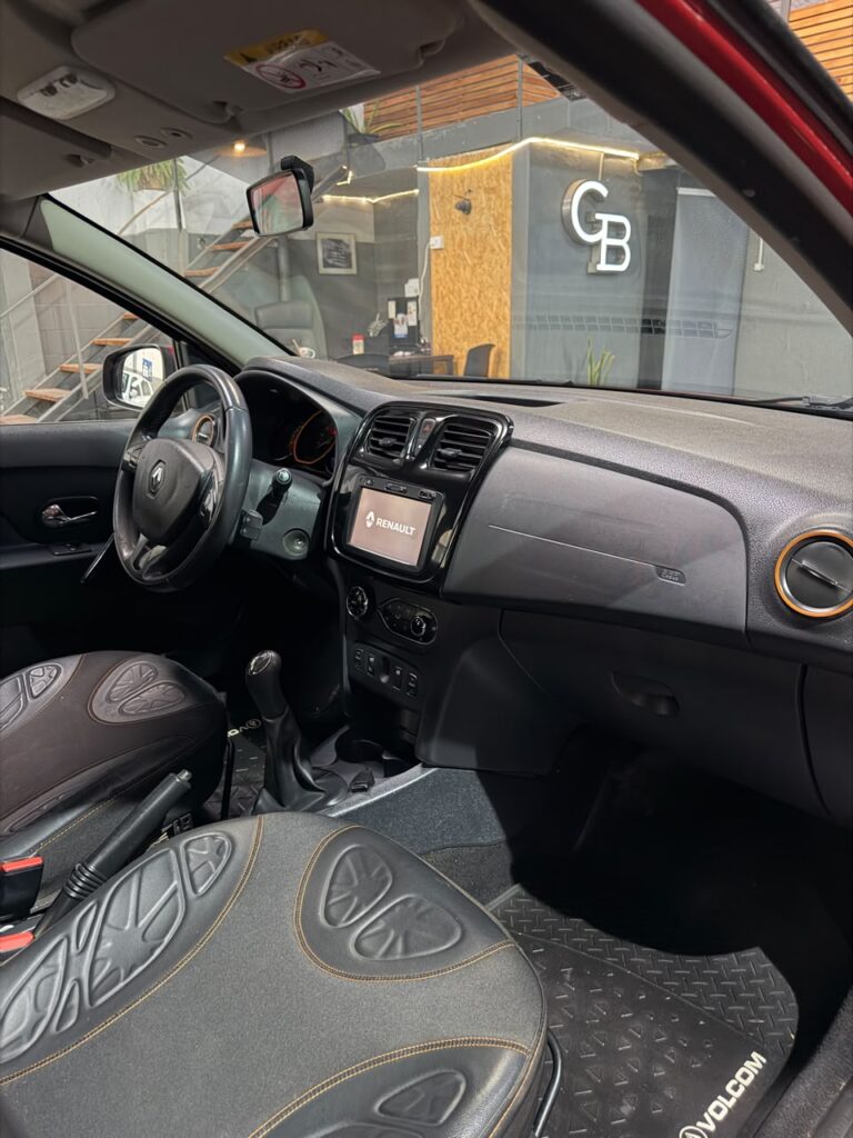 RENAULT SANDERO STEPWAY 1.6 PRIVILEGE 2017