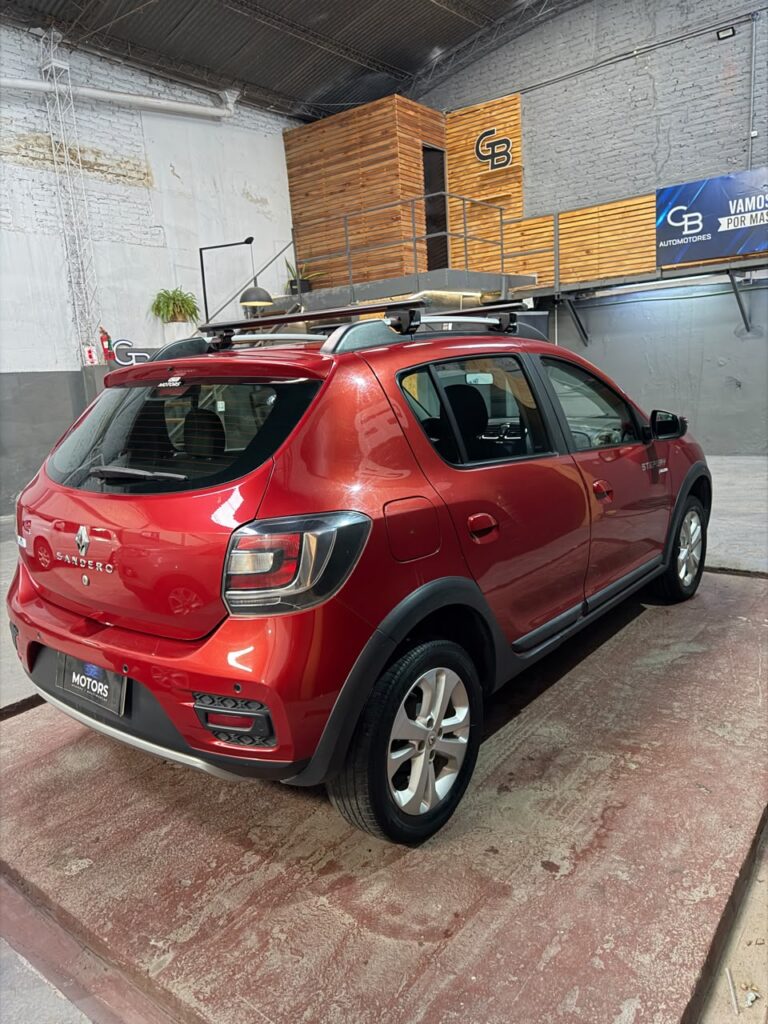 RENAULT SANDERO STEPWAY 1.6 PRIVILEGE 2017