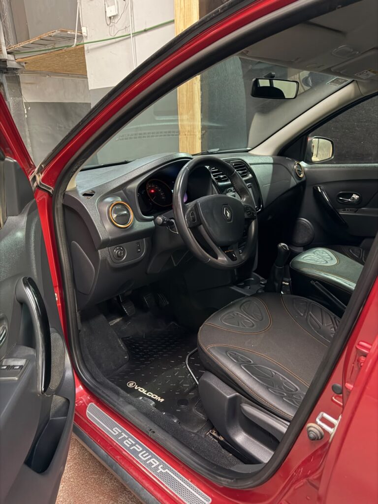 RENAULT SANDERO STEPWAY 1.6 PRIVILEGE 2017