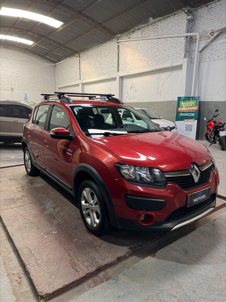 RENAULT SANDERO STEPWAY 1.6 PRIVILEGE 2017