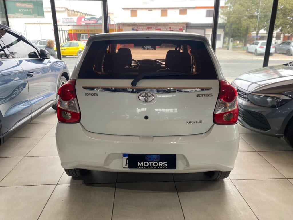 TOYOTA ETIOS 1.5 XLS 2017