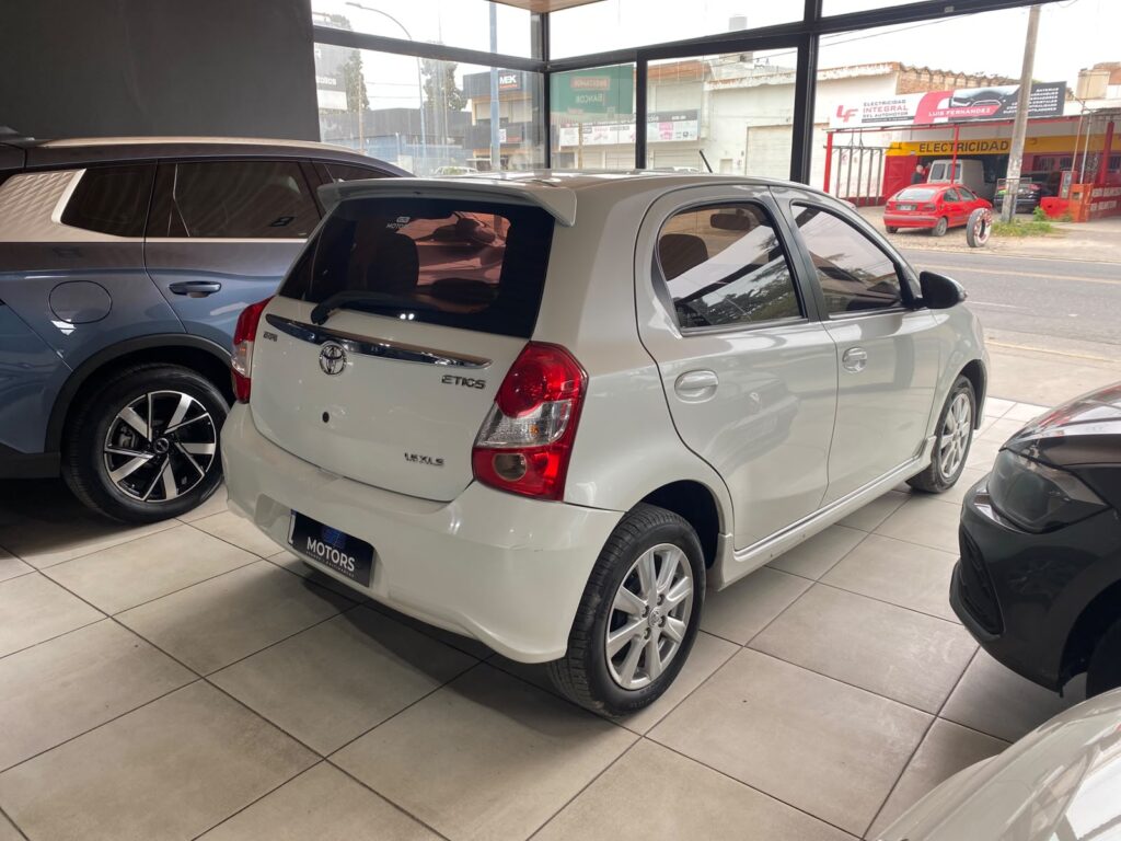 TOYOTA ETIOS 1.5 XLS 2017