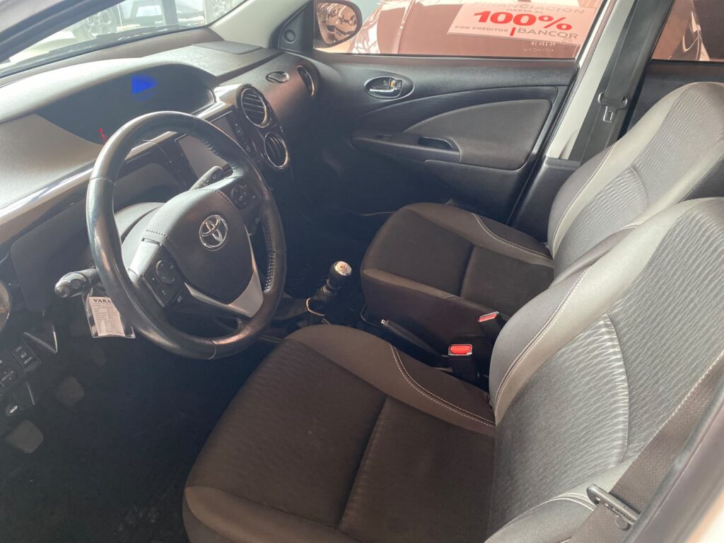 TOYOTA ETIOS 1.5 XLS 2017