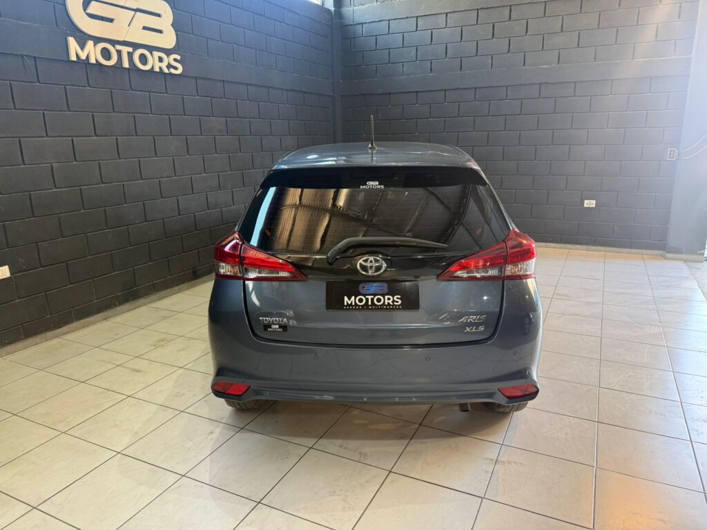 TOYOTA YARIS 1.6 XLS 2022