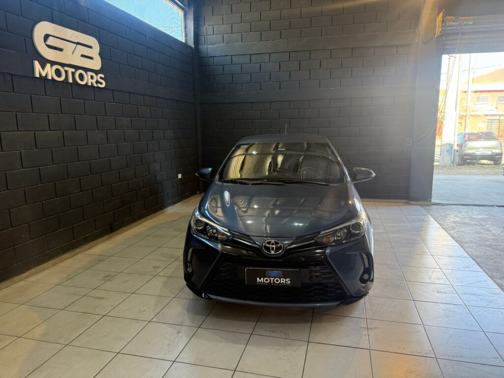 TOYOTA YARIS 1.6 XLS 2022