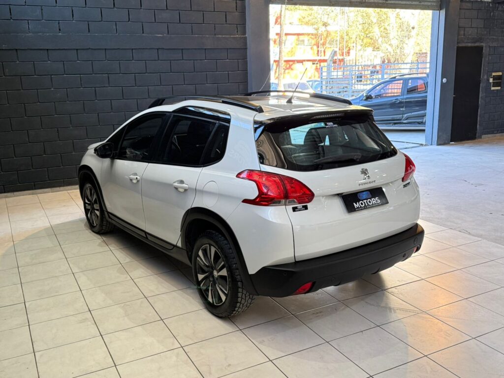 PEUGEOT 2008 1.6 FELINE 2021