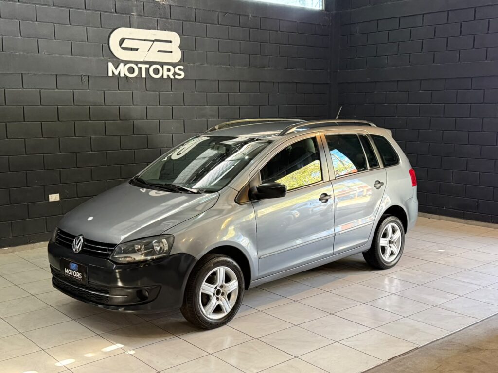 VOLKSWAGEN SURAN 1.6 CONFORTLINE 2011