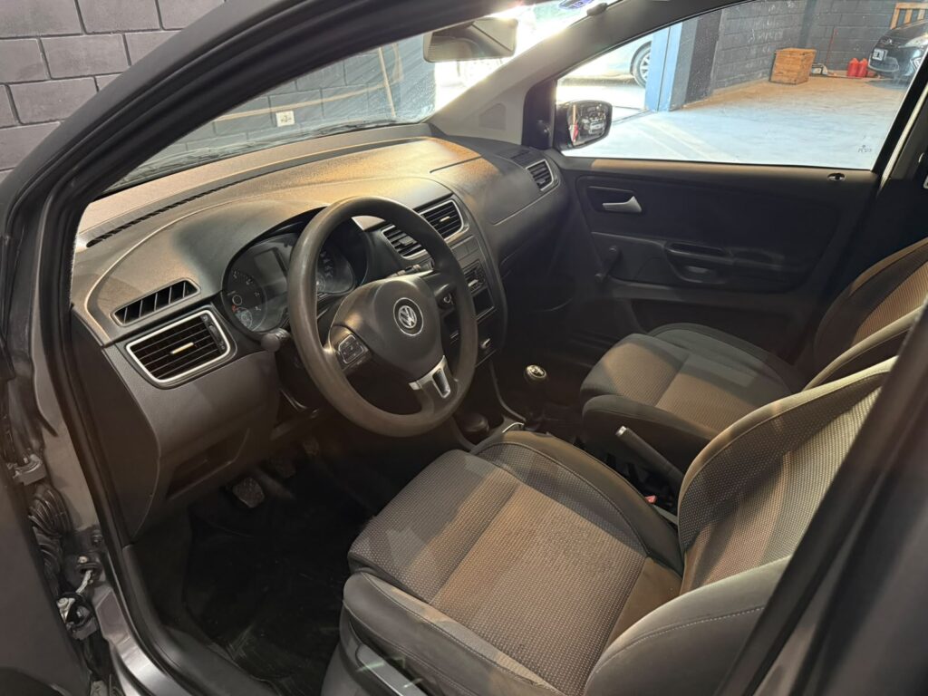 VOLKSWAGEN SURAN 1.6 CONFORTLINE 2011