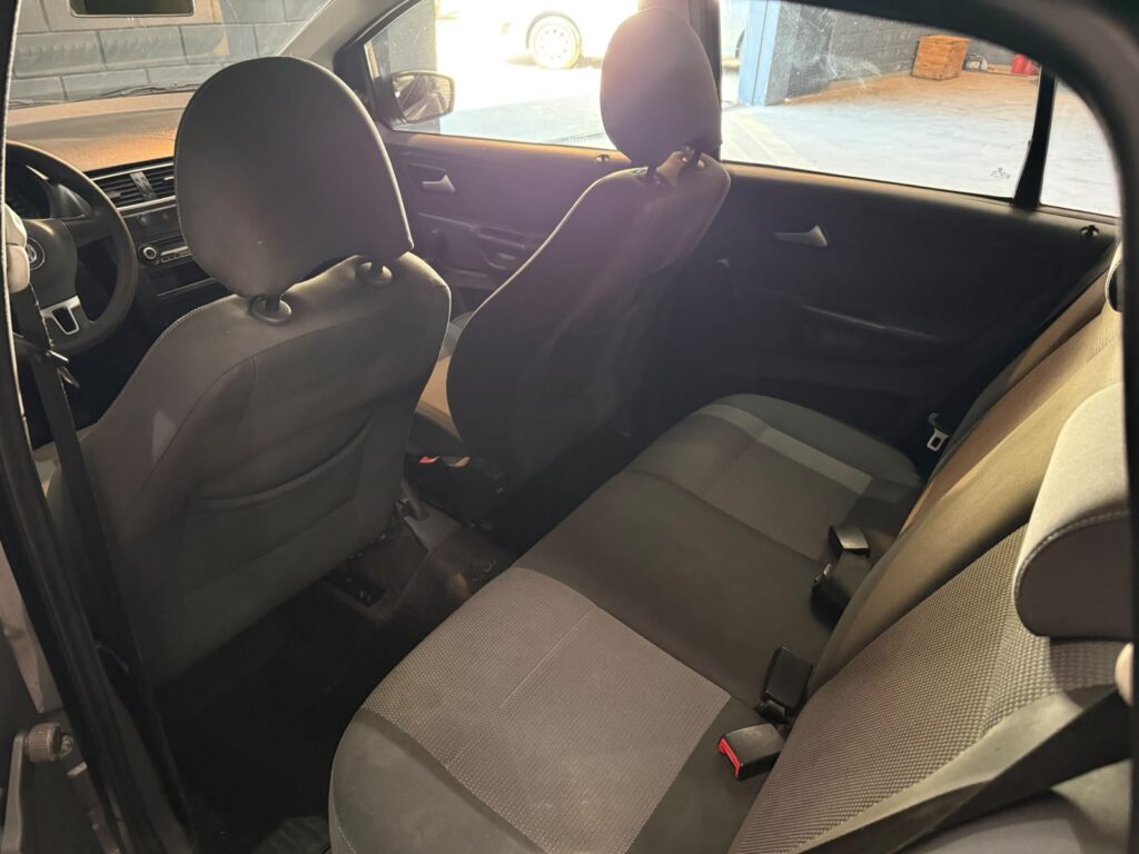 VOLKSWAGEN SURAN 1.6 CONFORTLINE 2011
