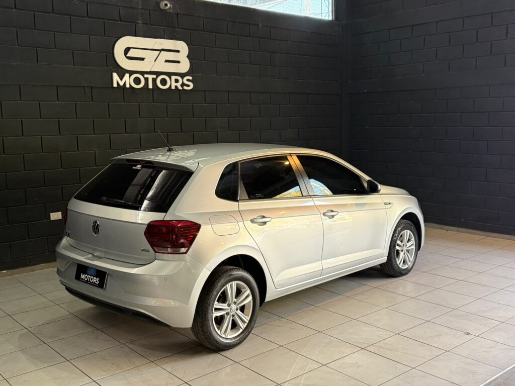 VOLKSWAGEN POLO 1.6 CONFORTLINE 2018