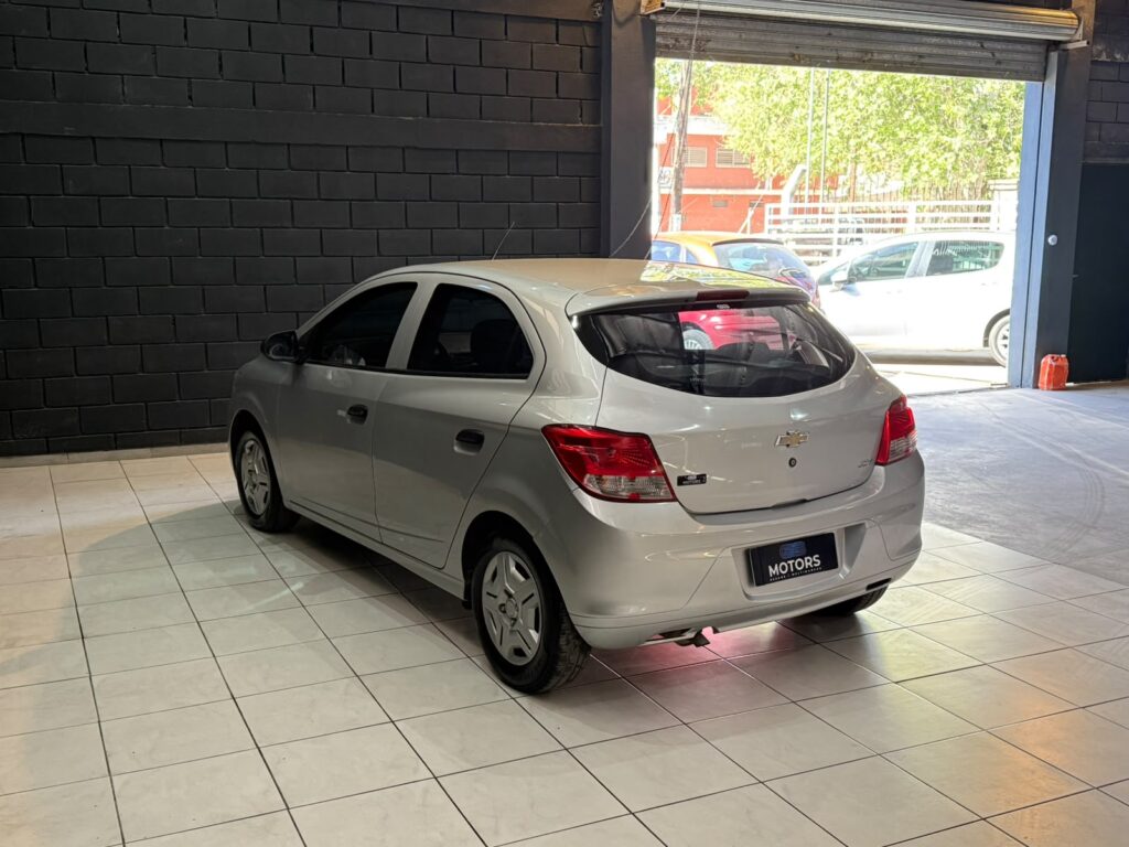 CHEVROLET ONIX 1.4 LS JOY C/GNC 2017