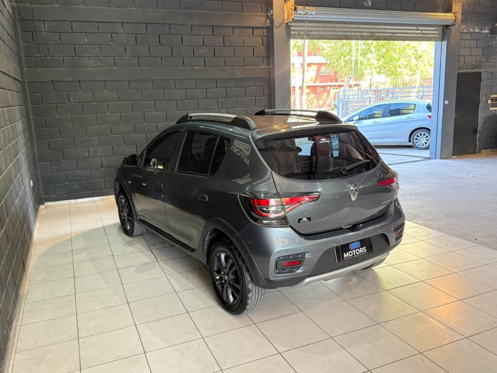 RENAULT STEPWAY 1.6 INTENSE C/GNC 2023