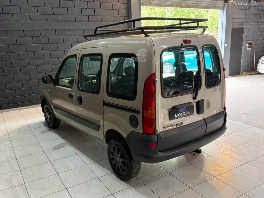 RENAUT KANGOO 1.6 7AS AUTHENTIQUE PLUS C/GNC 2012