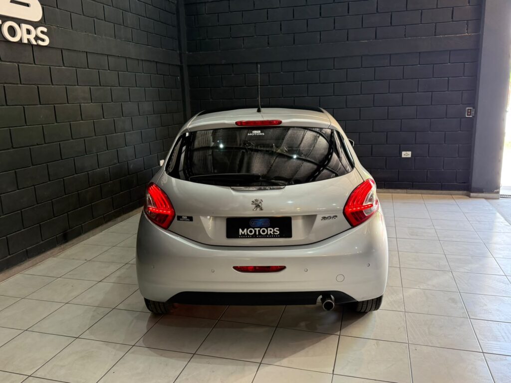 PEUGEOT 208 1.6 FELINE 2016
