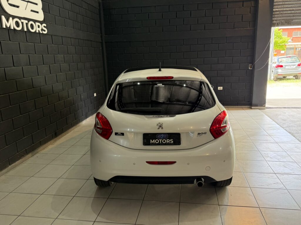 PEUGEOT 208 1.6 FELINE 2015