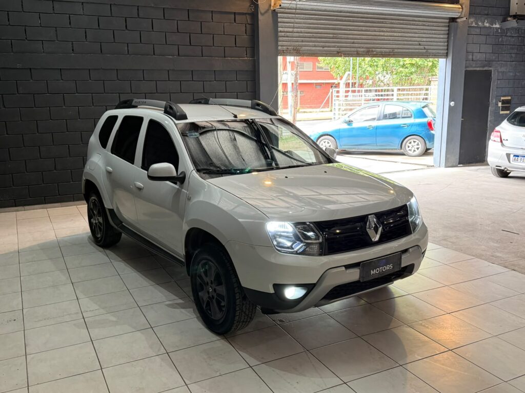 RENAULT DUSTER 2.0 PRIVILEGE 2017