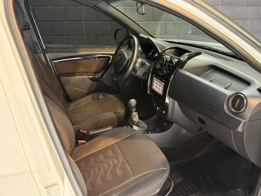 RENAULT DUSTER 2.0 PRIVILEGE 2017