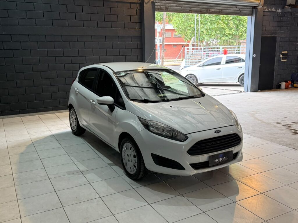 FORD FIESTA 1.6 S 2015