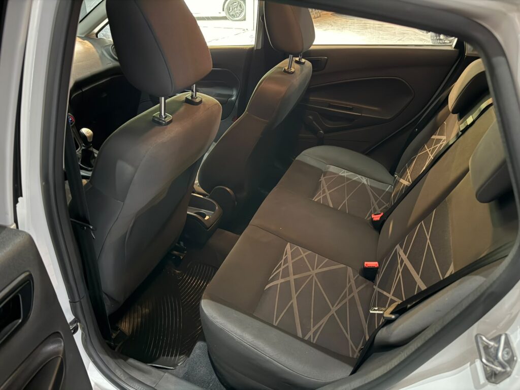 FORD FIESTA 1.6 S 2015