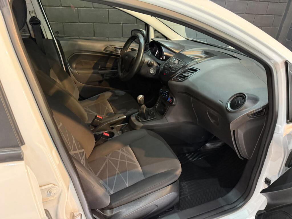 FORD FIESTA 1.6 S 2015